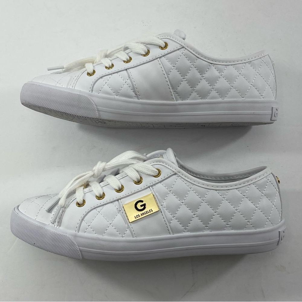 G By GUESS ggbacker 2 Quilted White Gold Accents 8.5 M Casual Loafer Shoes